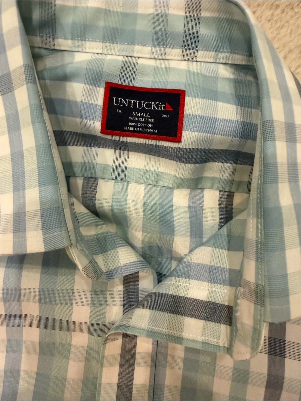 UNTUCKit Men's Blue and White Plaid Button-Down Shirt